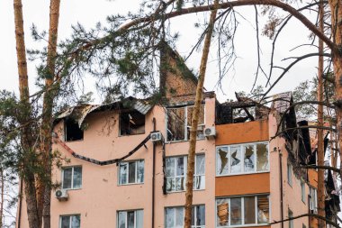 Terör saldırısı. Ukrayna, Rusya savaşı. Irpen. Rus istilacılardan sonra Irpin. - 05.18.2022 IRPIN. UKRAİNA