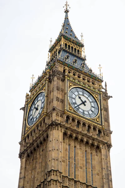 Primer Plano Big Ben Desde Abajo Día Nublado Londres Reino — Foto de Stock