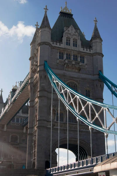 Magnífico Puente Tower Londres Con Cadena Azul Hay Gente Reino — Foto de Stock