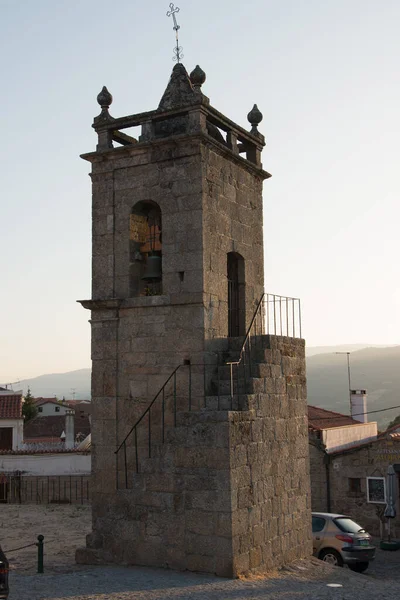 Campanario Medieval Aparte Iglesia Con Una Hermosa Luz Hecho Piedra — Foto de Stock
