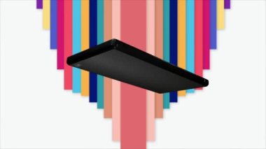 Cep telefonları geliyor ve alışveriş arabaları ekrandan uçuyor..