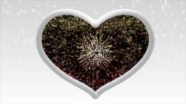 Renkli sisli beyaz kalp ve içinde ışık parlak ve güzel görünüyordu..