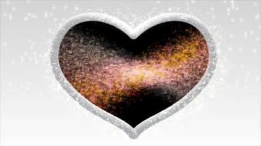 Renkli sisli beyaz kalp ve içinde ışık parlak ve güzel görünüyordu..