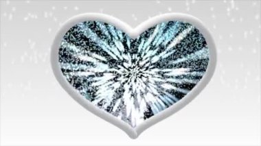 Renkli sisli beyaz kalp ve içinde ışık parlak ve güzel görünüyordu..