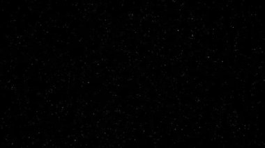 Küçük yuvarlak toplar parlak bölgede uçtu..