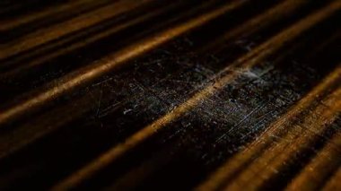 Işık metalik bir arkaplanda sürekli hareket eder.