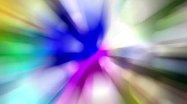 Renkli ışık demetleri sürekli hareket ediyor, parlak görünüyorlar..