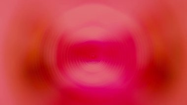 Işık huzmesi sürekli merkezden uzaklaşır..