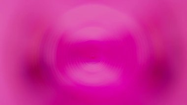 Işık huzmesi sürekli merkezden uzaklaşır..