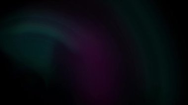 Renkli ışık huzmeleri sürekli hareket ediyordu. Gizemli ve romantik görünüyorlardı..