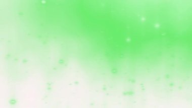 Işık demetleri etrafa saçılmış gibi görünüyordu..