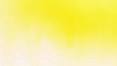 Işık demetleri etrafa saçılmış gibi görünüyordu..