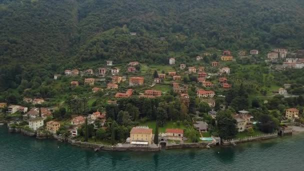 Letecké záběry z jezera Como. Lombardie, Itálie. . — Stock video