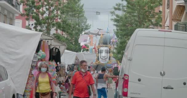People gather on street to celebrate Las Fallas festival — стоковое видео