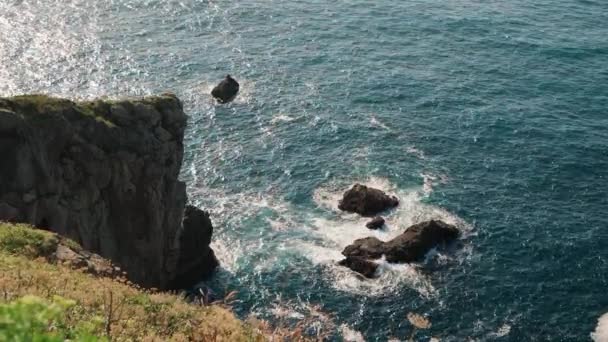 Big Waves Raging Sea Crush Rocks Cliff Gaztelugatxe Island Windy — Vídeos de Stock