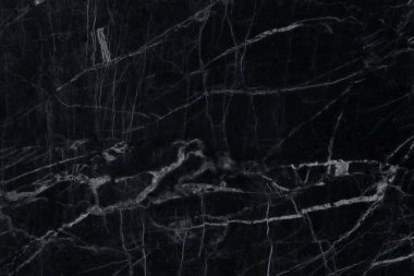 Tasarım için çiziklerle soyut siyah mermer desen doğa arkaplanı.