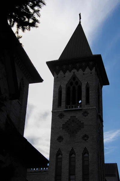 Église Dans Ville Belle Architecture Majestueuse — Photo