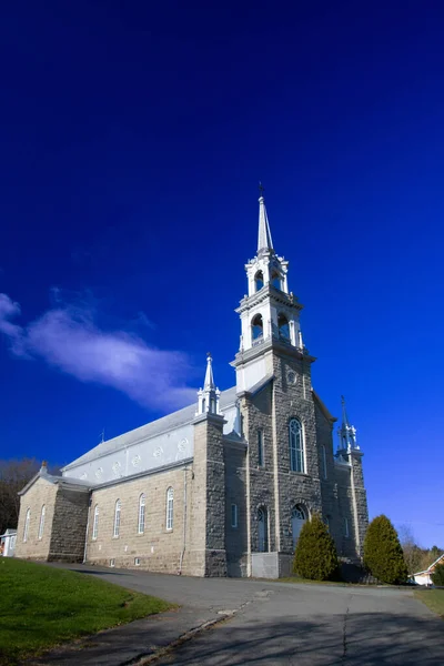 Belle Vue Sur Église Contre Ciel Bleu — Photo