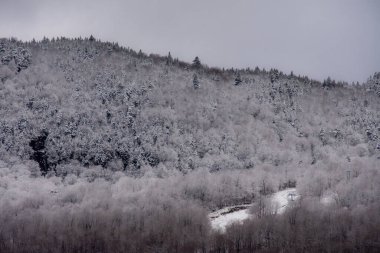 Karla kaplı dağlar, inanılmaz manzaralar