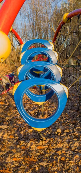 Atracción Del Parque Infantil Escena Otoño Luz Del Sol — Foto de Stock