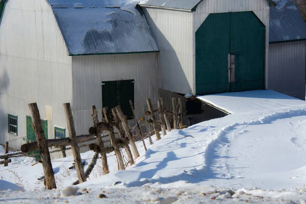 Farm Barn Village Winter — Foto Stock