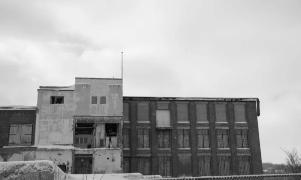 Czarno Biały Obraz Budynku Fabrycznego — Zdjęcie stockowe