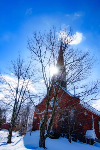 Quebec Eyaletindeki Kanada Kırsalında Güzel Bir Kilise — Stok fotoğraf