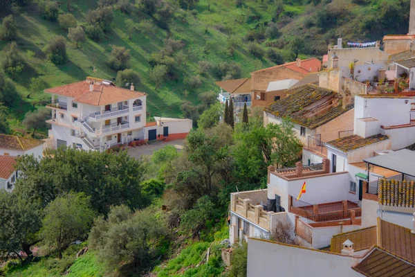İspanya 'nın eski Almogia kasabasının mimarisi.