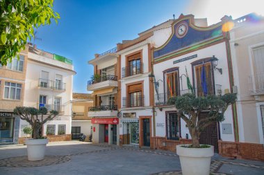 İspanya 'nın Pizarra kentindeki eski bina.