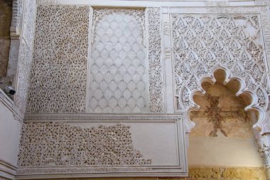 İspanya 'nın Endülüs kentindeki Cordoba şehrinin Yahudi mahallesindeki eski sinagogun manzarası