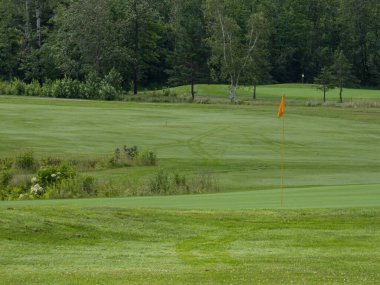 Quebec 'teki Kanada golf kulübünün manzarası güzelmiş.