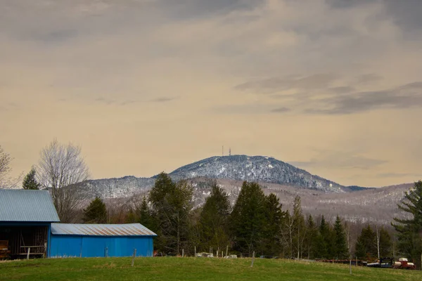 Vackert Landskap Med Bergsby — Stockfoto