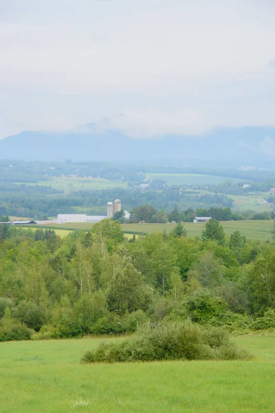 Quebec, Kanada 'da çiftliği olan kırsal alan