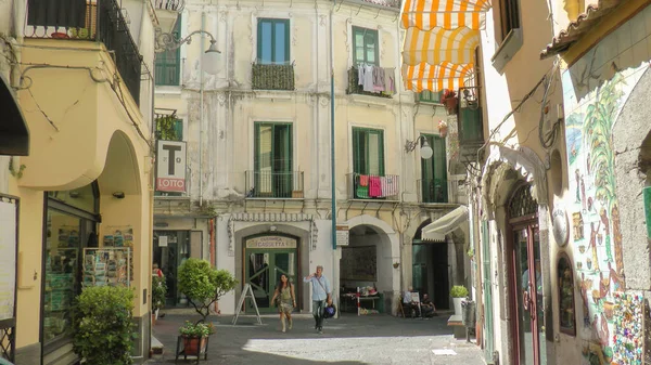 Salerno Italia Circa 2021 Acogedor Barrio Antiguo Durante Día — Foto de Stock