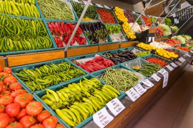 Vegetables at the grocery counter