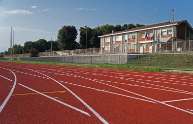 Atletizm pistlerinin kavşakları