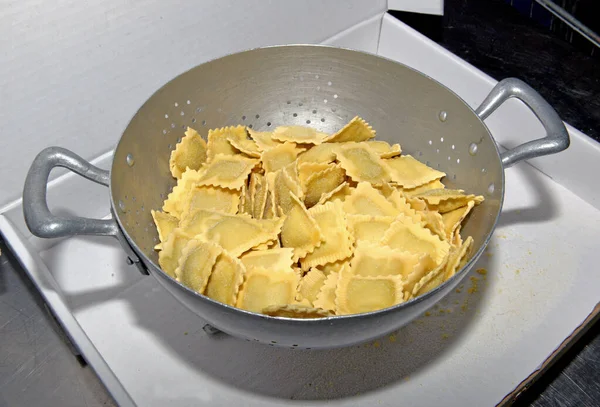 Agnolotti yemek için hazır.
