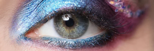 Closeup of beautiful female eye with bright shadows — Stock Photo, Image