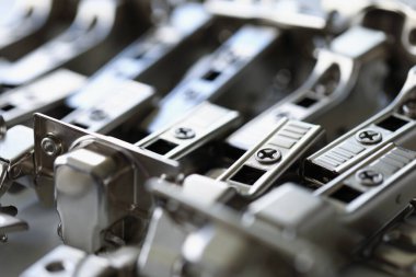 Kapı, kapı yapısının işlevsel kısmına daha yakın