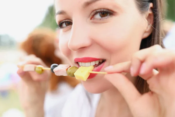 Antipasto saporito su celebrazione — Foto Stock