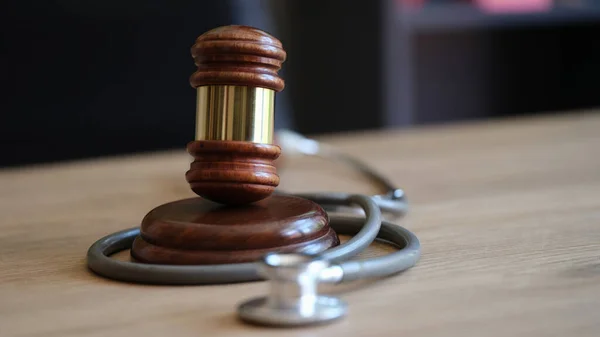Błędy Lekarskie Prawnik Uszczerbku Zdrowiu Aspekty Prawne Opieki Zdrowotnej Sędzia — Zdjęcie stockowe