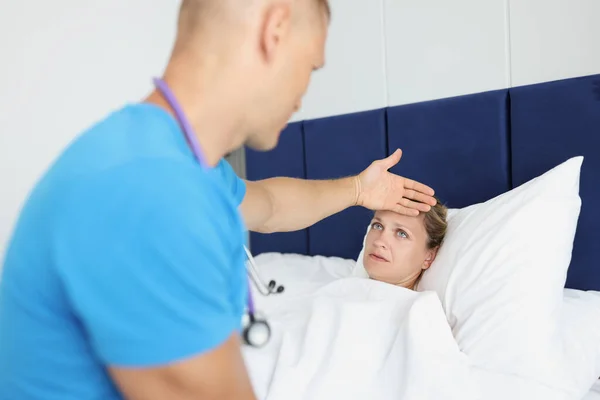 Portrait Doctor Touching Forehead Ill Woman Examining Patient Sick Female — Stockfoto