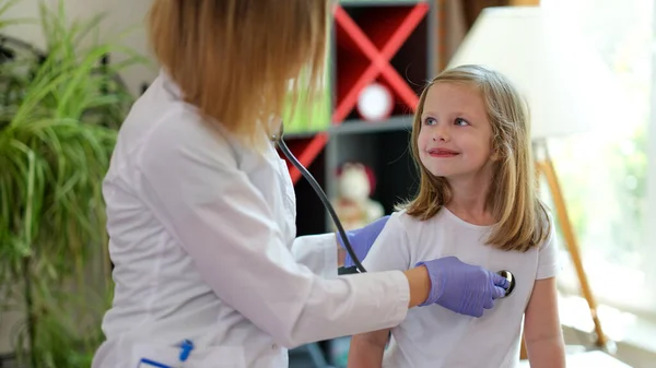 Portrait Female Pediatrician Examines Little Child Stethoscope Small Smiling Kid — Stockfoto