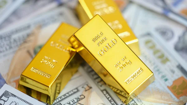 Lingotti Oro Sullo Sfondo Banconote Dollari Usa Futuro Trading Oro — Foto Stock