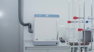 Endüstri, İlaç ve İlaç Laboratuvarında Dezenfekte Makinesi