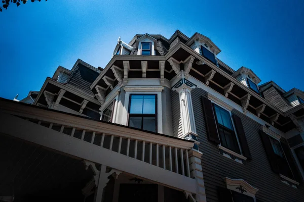 Nantucket Adası 'nda tarihi bir bina..