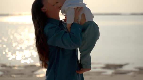 Woman Hugs Small Child Throws Sky Joyful Happy Pastime Parent — ストック動画