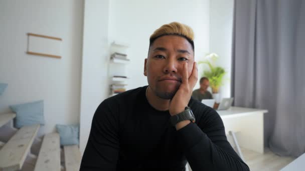 Pov Bored Asian Man Short Haircut Listening Online Lecture Sitting — Vídeo de Stock