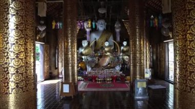 Wat Inthakhin Sadue Muang Tapınağı, Chiang Mai, Tayland