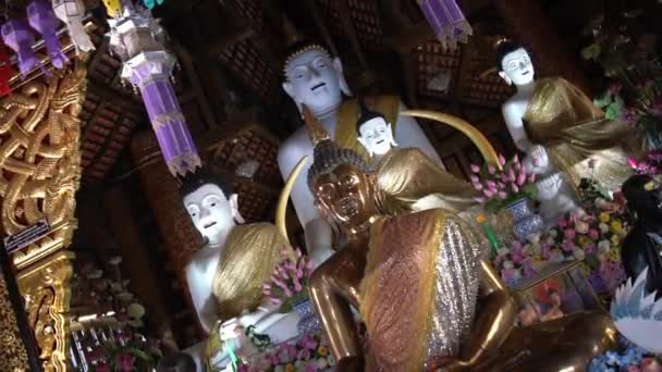 Świątynia Wat Inthakhin Sadue Muang Chiang Mai Tajlandia — Wideo stockowe